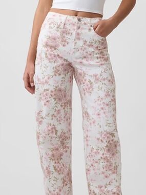 LAST CHANCE! Gap Barrel Floral Jeans